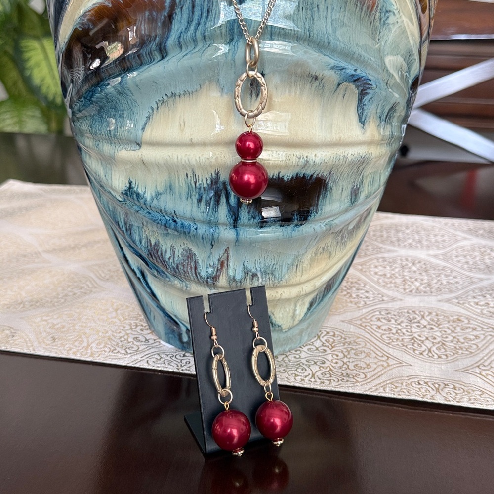 Elegant Red Pearl Jewelry Set